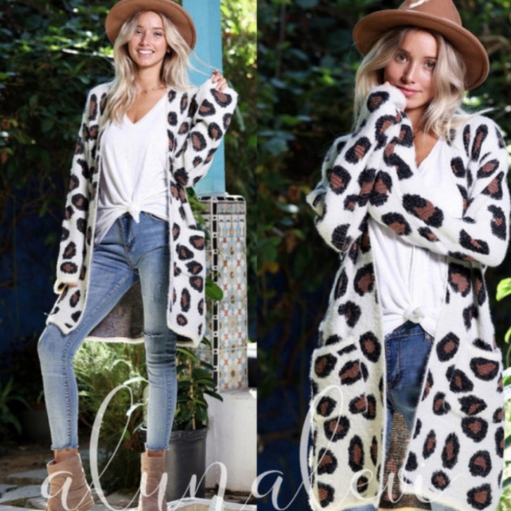 Leopard Cardigan - Picture 2 of 2